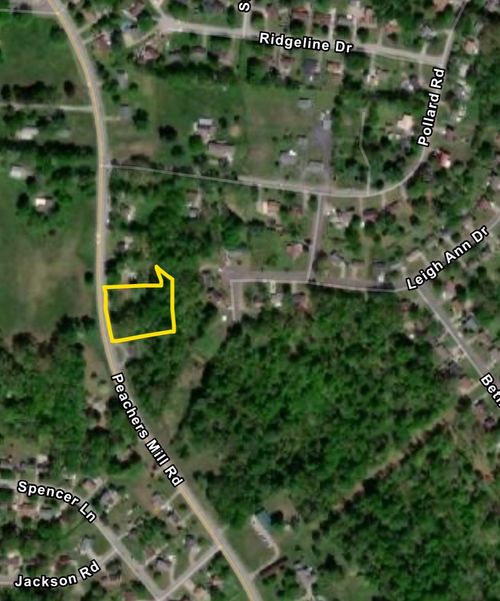 657 Peachers Mill Rd, Clarksville, TN, 37042-5521 | Card Image