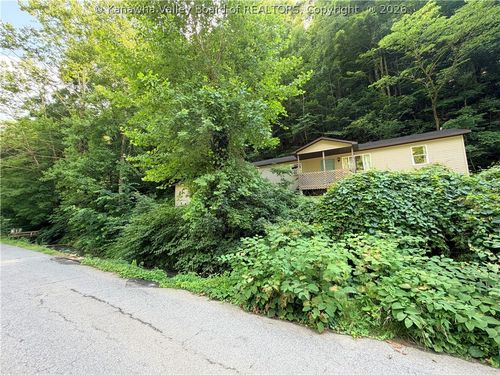 277 Dupont Road, Verdunville, WV, 25649 | Card Image