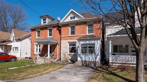 967 4th Ave W, Owen Sound, ON, N4K4V7 | Card Image