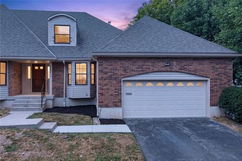 337 E Partridge Ave, Independence, MO, 64055-1452 | Card Image