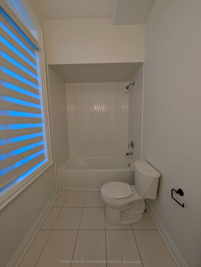 41 Cachia Lane, House attached with 4 bedrooms, 3 bathrooms and 1 parking in Ajax ON | Image 25