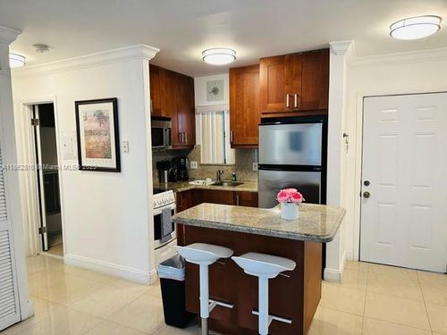 302-251 172nd St, Sunny Isles Beach, FL, 33160-3437 | Card Image