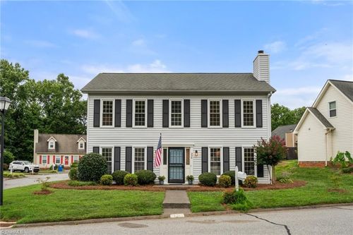 336 Brookside Ct, Kernersville, NC, 27284-3325 | Card Image