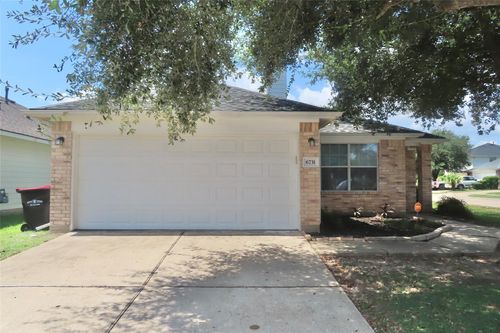 6731 Wellington Meadows Dr, Katy, TX, 77449-2651 | Card Image