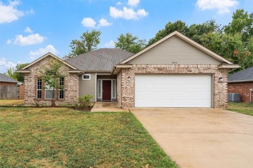 3502 Mockingbird Lane, Rogers, AR, 72756 | Card Image