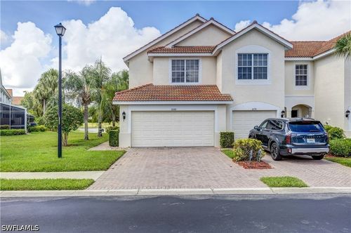 48-1088 Oxford Ln, NAPLES, FL, 34105-4815 | Card Image