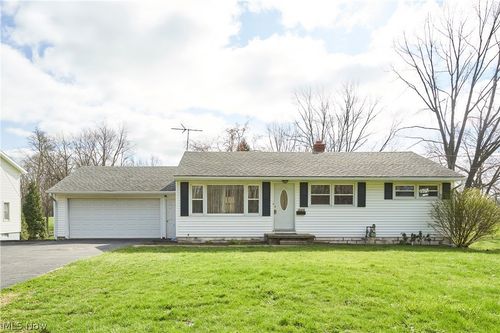 3165 Clark Mill Rd, Norton, OH, 44203-1023 | Card Image