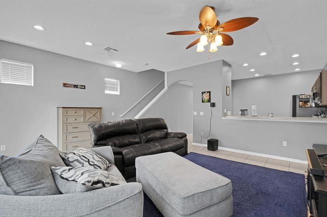 Living Room | Image 15