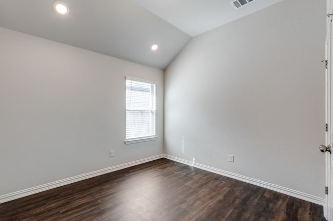 509 Oleander Loop, House other with 4 bedrooms, 3 bathrooms and 4 parking in Buda TX | Image 24