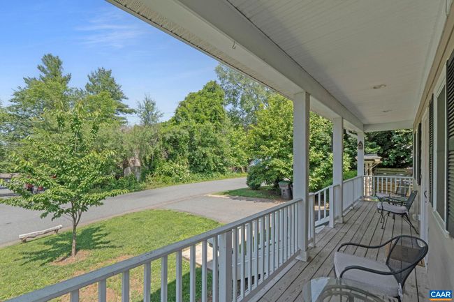 1012 Locust Ln, House other with 3 bedrooms, 3 bathrooms and null parking in CHARLOTTESVILLE VA | Image 5