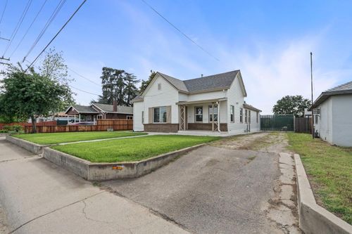 216 Mcfarland Street, Galt, CA, 95632 | Card Image