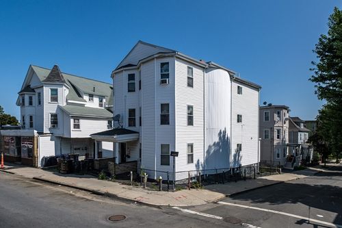 445-441-445 Ferry St, Everett, MA, 02149-5664 | Card Image