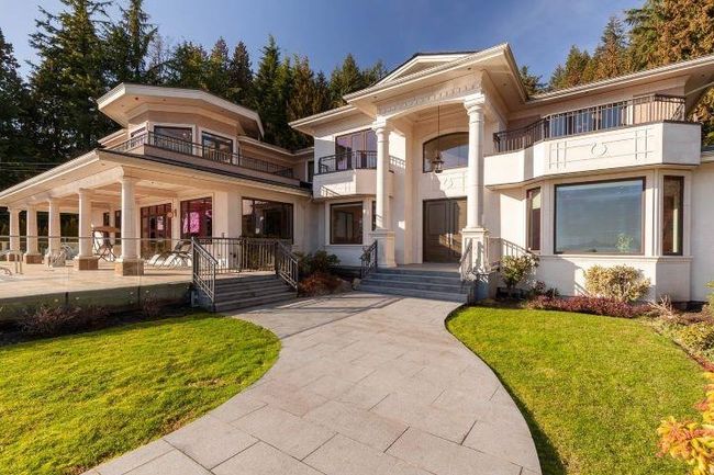 1167 Eyremount Drive, House other with 7 bedrooms, 8 bathrooms and 10 parking in West Vancouver BC | Image 4