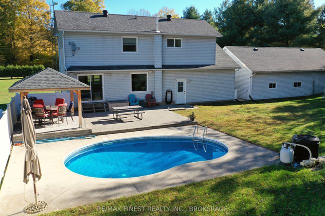 734 Short Point Rd, House other with 3 bedrooms, 3 bathrooms and 8 parking in Lyndhurst ON | Image 5