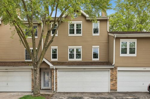 1422 Oakleaf Ln, Woodstock, IL, 60098-7300 | Card Image