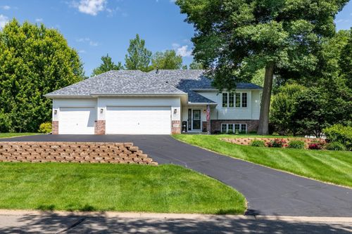 22615 Janero Ave N, Forest Lake, MN, 55025-8981 | Card Image