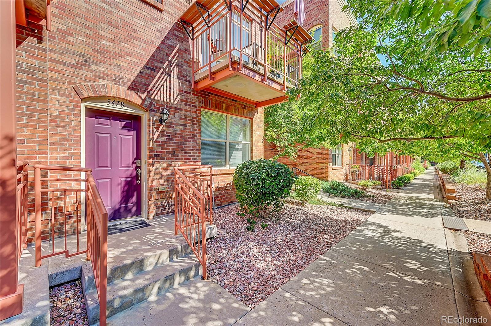 Zephyr Ct, Arvada, CO 80002