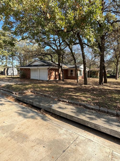 501 Merrill Drive, Bedford, TX, 76022 | Card Image