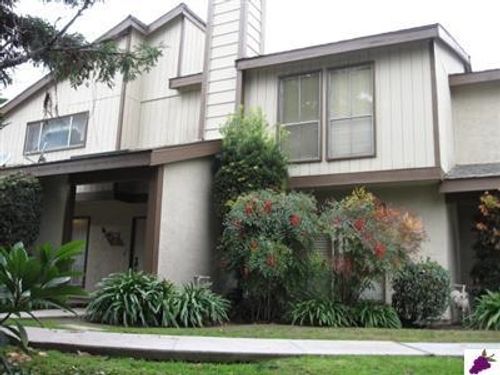 106-310 S Argyle Ave, Fresno, CA, 93727-4437 | Card Image