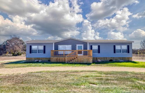 720 Fm 1107, Stockdale, TX, 78160 | Card Image
