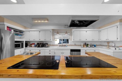 1607 Watwood Rd, Lemon Grove, CA, 91945-4057 | Card Image