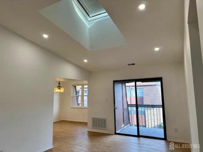 C - 299 Alpine Way, Townhouse with 2 bedrooms, 2 bathrooms and null parking in Woodbridge NJ | Image 16