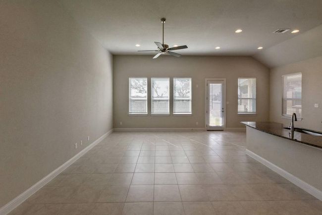 2304 Base Burner Path, House other with 3 bedrooms, 2 bathrooms and 2 parking in Leander TX | Image 10