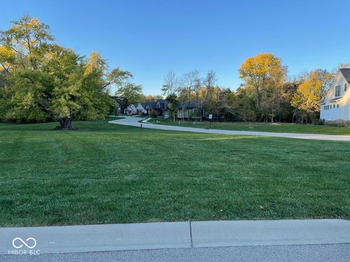 15276 Maple Ridge Dr, Carmel, IN, 46033-4202 | Card Image