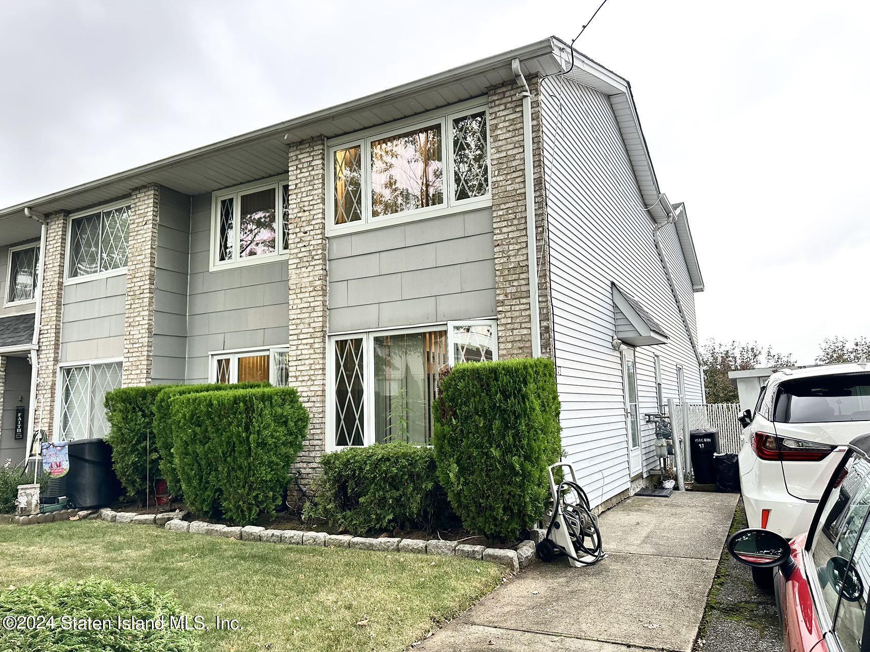 Macon Ave, Staten Island, NY 10312