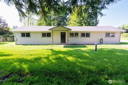13 Barrett Rd W, Montesano, WA, 98563-9733 | Card Image