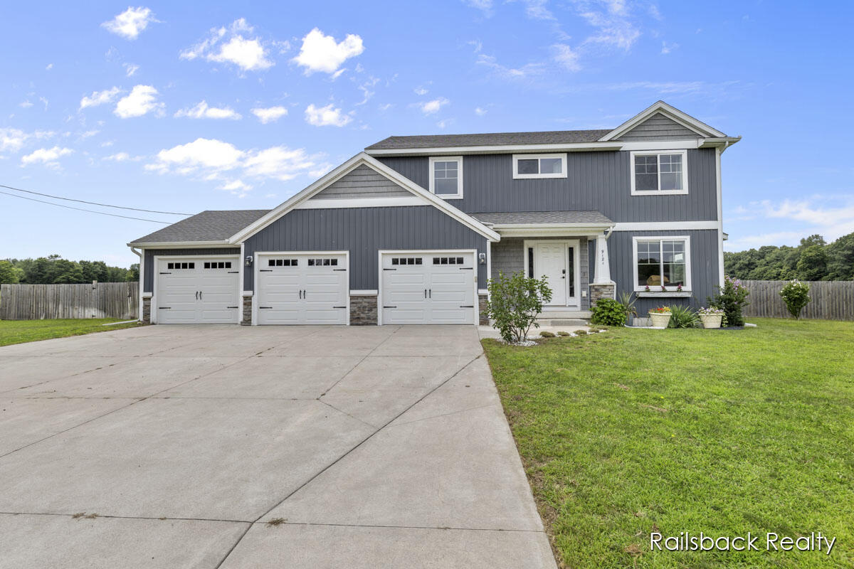 Alpine Ave, Sparta, MI 49345