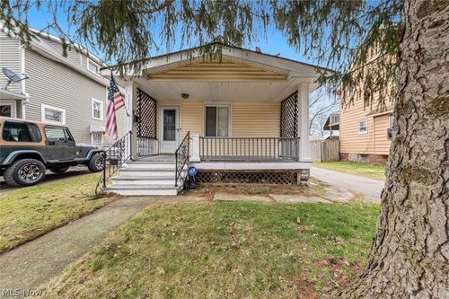 3753 W 139th St, Cleveland, OH, 44111-4408 | Card Image