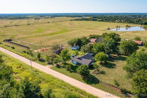 38210 Fundis Rd, Asher, OK, 74826-9739 | Card Image