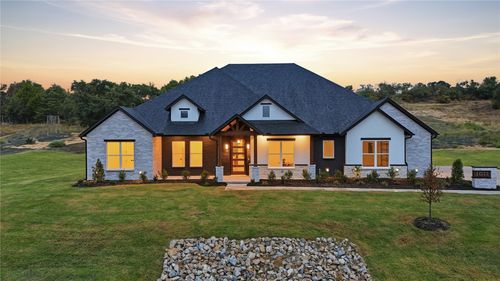 1011 Meadow Wood Ter, Azle, TX, 76020-3669 | Card Image