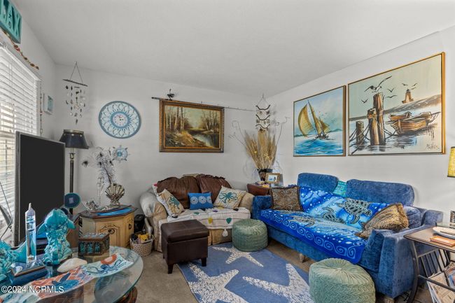 east unit | Image 16