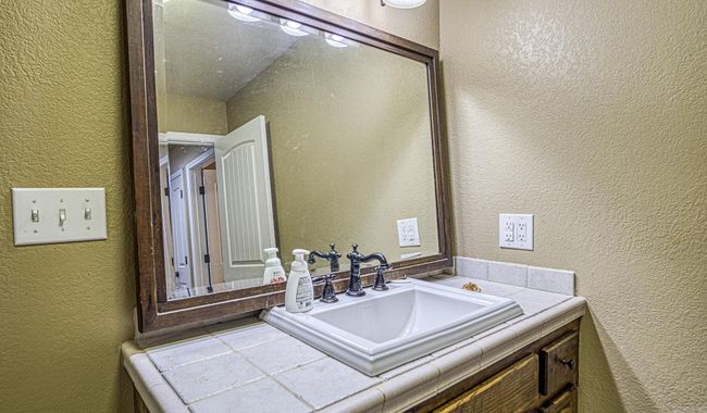 1 Valls Cir, House other with 2 bedrooms, 2 bathrooms and null parking in Hot Springs Village AR | Image 20