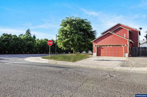 14665 Orchard St Ne, Aurora, OR, 97002-9214 | Card Image