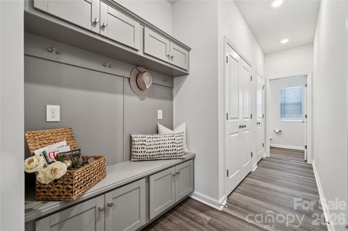 26-6558 Harlech St, Charlotte, NC, 28269 | Card Image