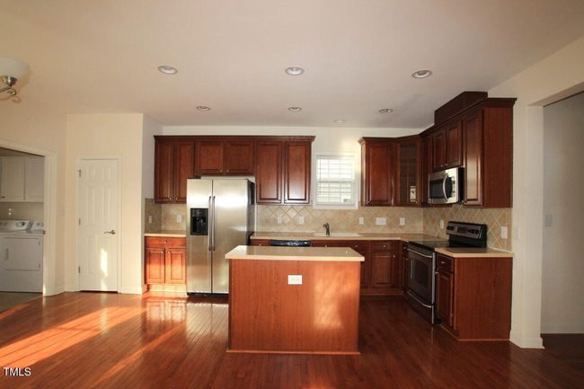 kitchen | Image 6