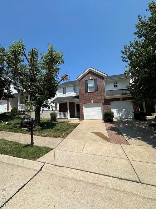 1282 Big Bend Crossing Dr, Manchester, MO, 63088-1276 | Card Image