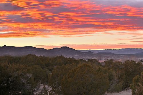 10 Cloudview Ct, Santa Fe, NM, 87506-8262 | Card Image