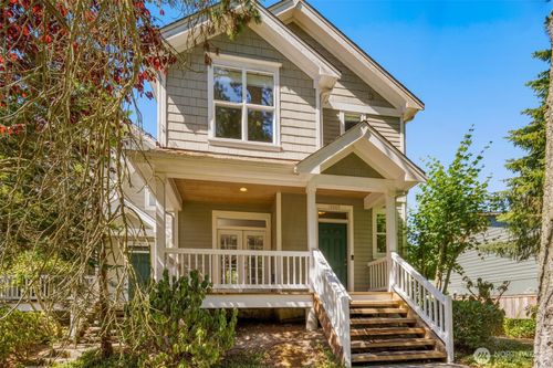 15009 Westminster Way N, Shoreline, WA, 98133-6120 | Card Image