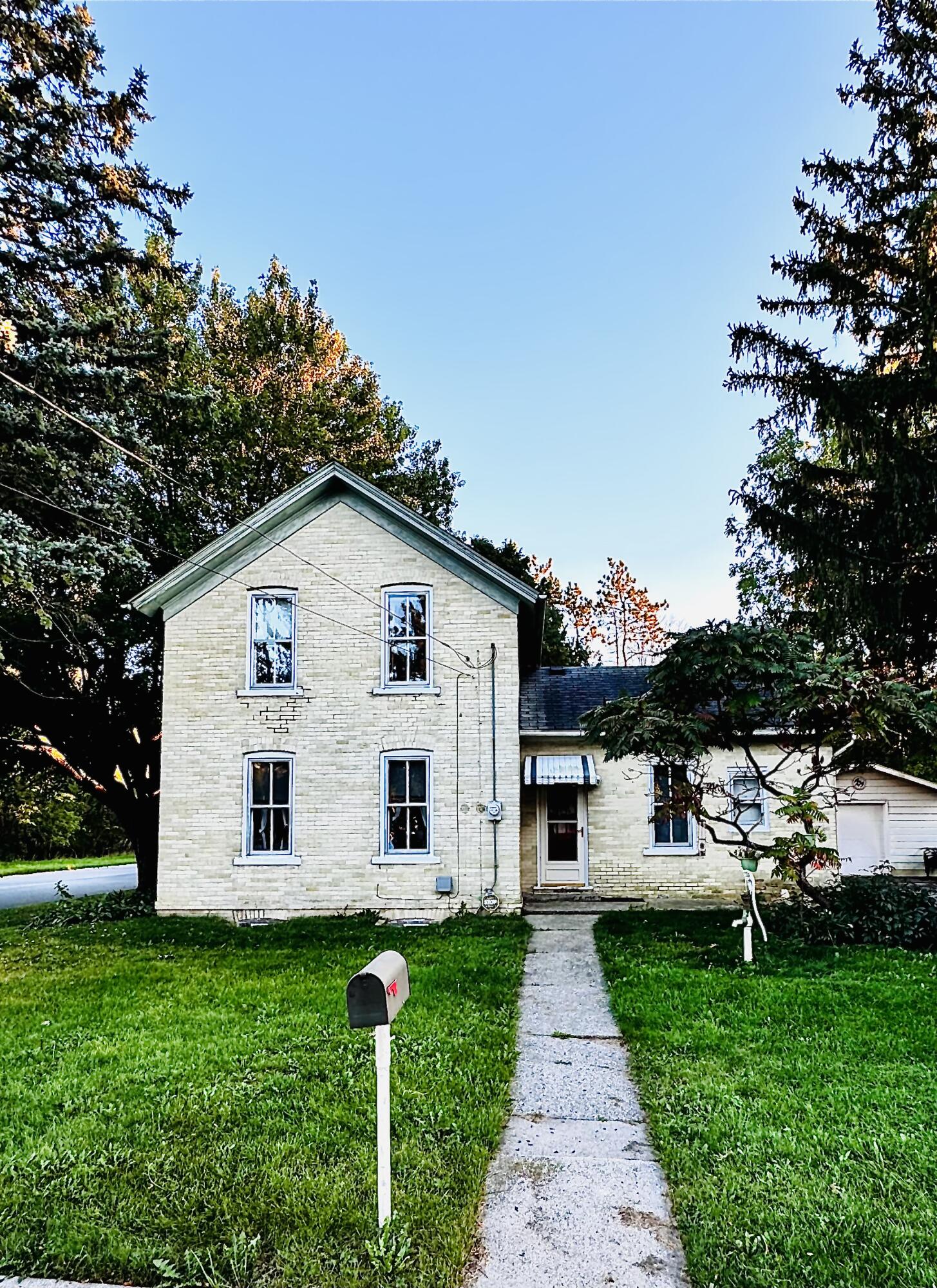 Meadow St, Watertown, WI 53094