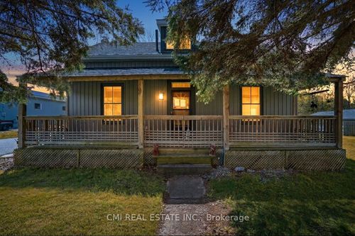 10755 County Rd 2, Grafton, ON, K0K2G0 | Card Image