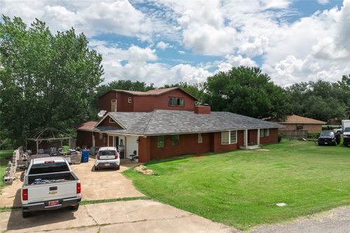 105 Texoma Terrace Road, Denison, TX, 75020 | Card Image