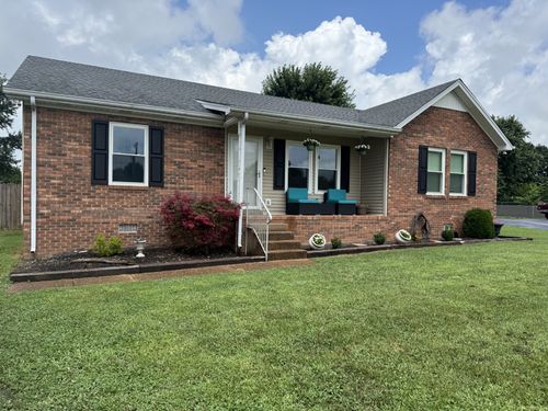 104 Blakes Ct, Portland, TN, 37148-2246 | Card Image