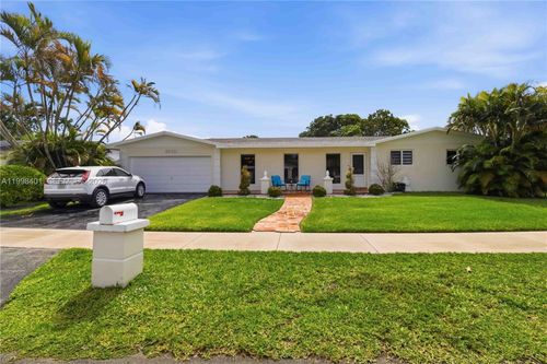 19911 Sw 84th Ave, Cutler Bay, FL, 33189-2019 | Card Image