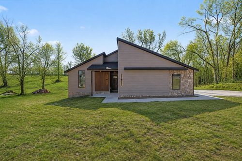 240 E 14th St, Grove, OK, 74344 | Card Image