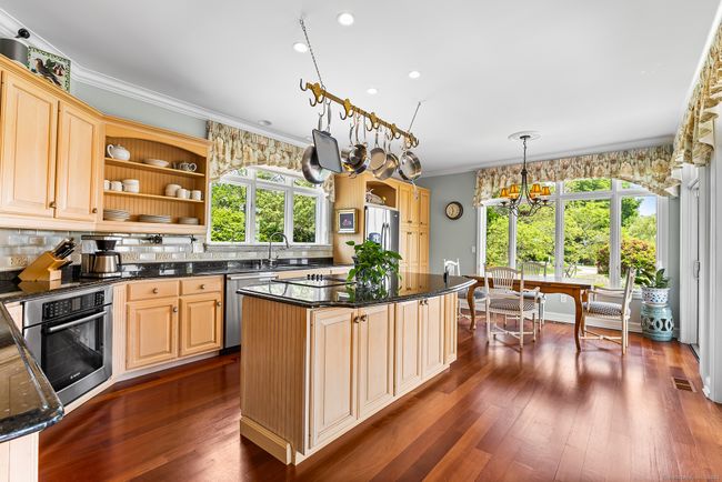 79 Taine Mountain Rd, House other with 3 bedrooms, 3 bathrooms and null parking in Burlington CT | Image 10