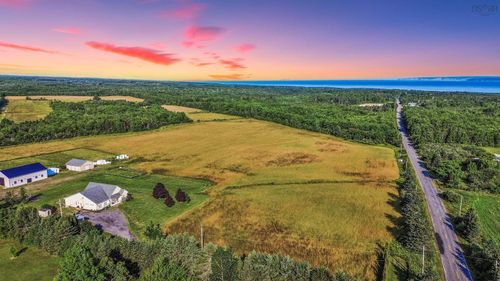 3419 Highway 359, Halls Harbour, NS, B0P1J0 | Card Image